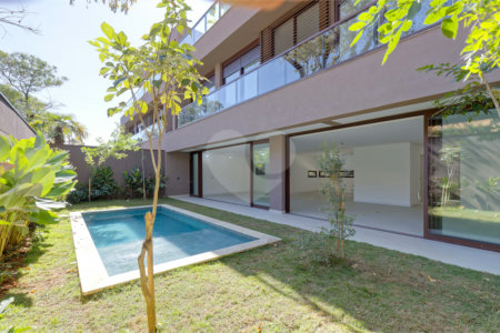 Casa à venda com 4 suítes no condomínio Casa Flora Badra, São Paulo - SP