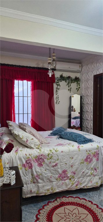 Casa à venda com 2 quartos, sendo 1 suíte, em Dona Edith Campos Fávero, Paulínia, SP