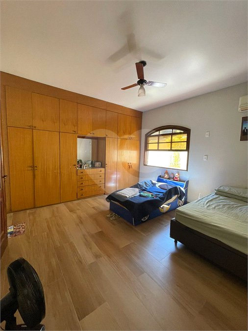 Casa Térrea à venda com 5 quartos, sendo 2 suítes, em Campo Grande, Rio de Janeiro, RJ