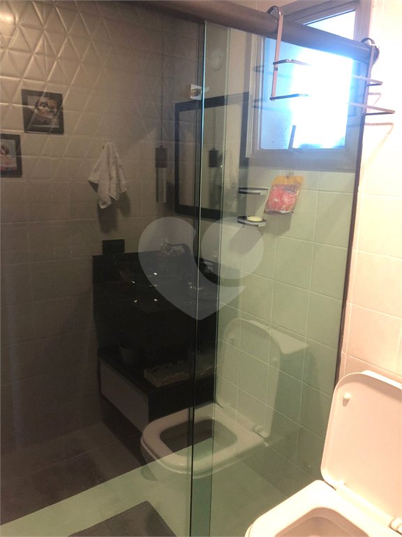 Apartamento à venda com 3 quartos, sendo 1 suíte, em Jardim Mariliza, São Paulo, SP