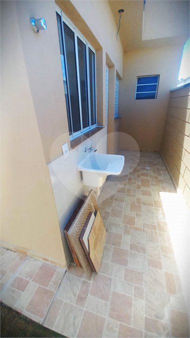 Casa à venda com 2 quartos, sendo 1 suíte,  em Vila São Paulo, Mogi das Cruzes, SP