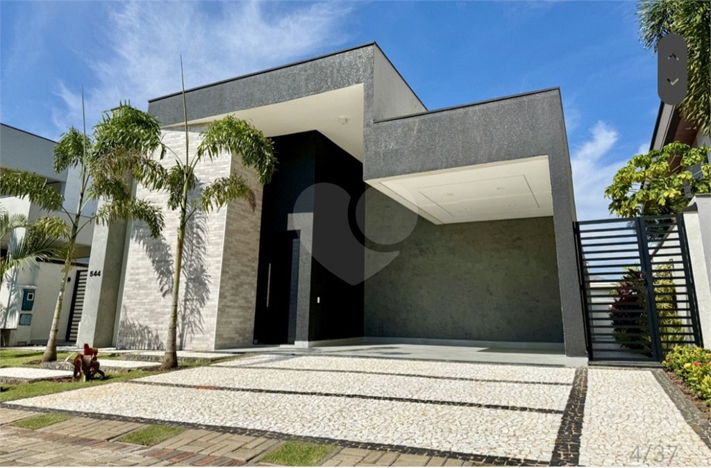 Terreno à venda com 4 suítes no condomínio Residencial Maison Du Parc, Indaiatuba - SP
