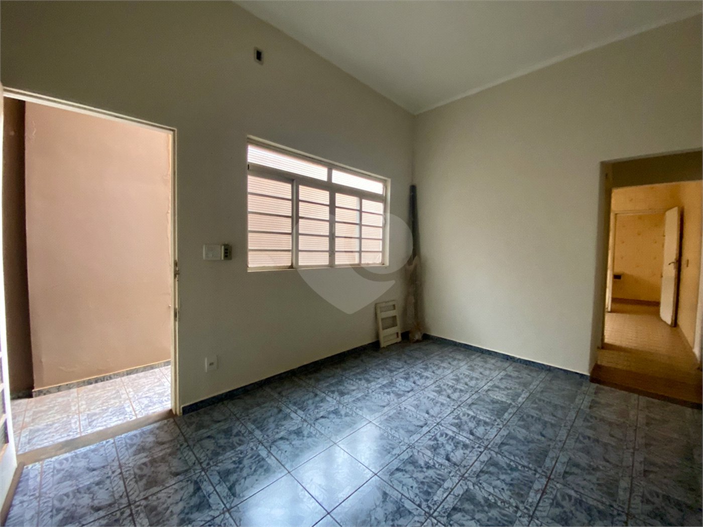 Sobrado à venda com 3 suítes em Campos Elíseos, Ribeirão Preto, SP