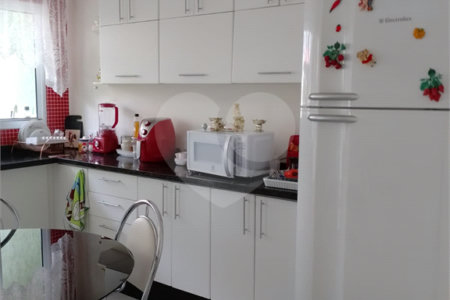 Sobrado à venda com 3 quartos, sendo 1 suíte, em Cidade Patriarca, São Paulo, SP