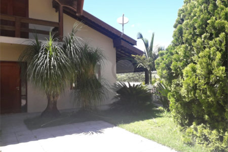 Casa à venda com 3 quartos, sendo 1 suíte, no condomínio Parque da Fazenda, Itatiba - SP