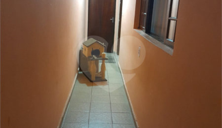 Casa à venda com 4 quartos, sendo 1 suíte,  em Mogi Moderno, Mogi das Cruzes, SP