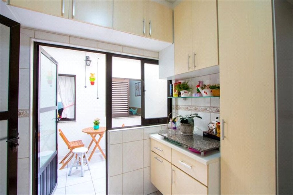 Apartamento à venda com 3 quartos, sendo 1 suíte, em Vila Assunção, Santo André, SP