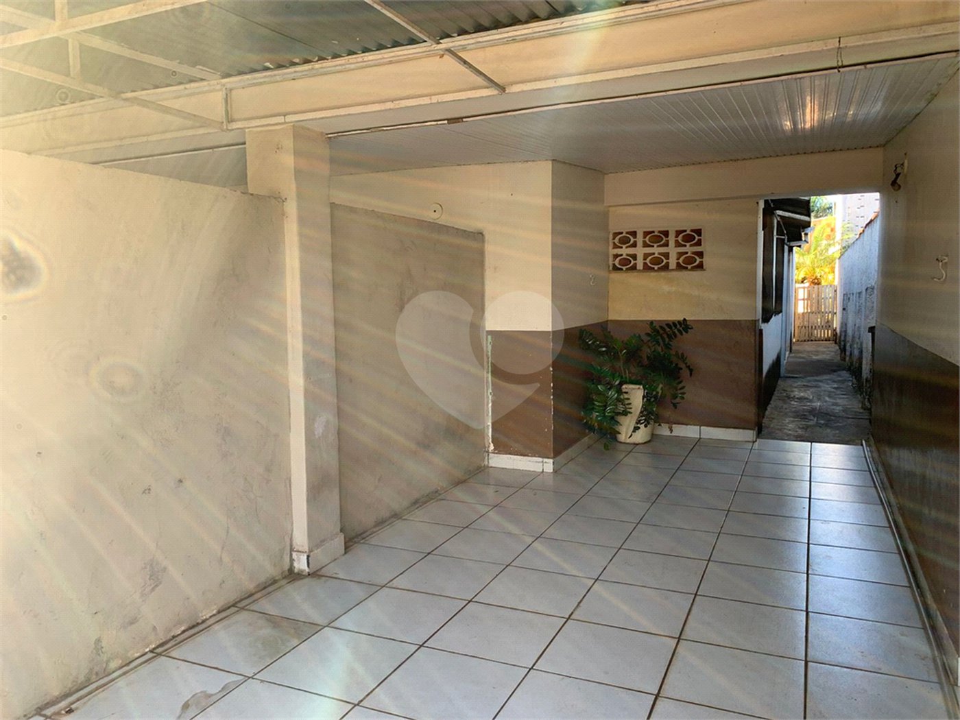 Casa à venda com 4 quartos em Jardim Roriz, Três Lagoas, MS