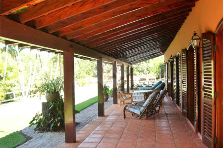 Casa em condomínio à venda ou para alugar com 4 quartos, sendo 2 suítes, em Caixa D´água, Vinhedo, SP