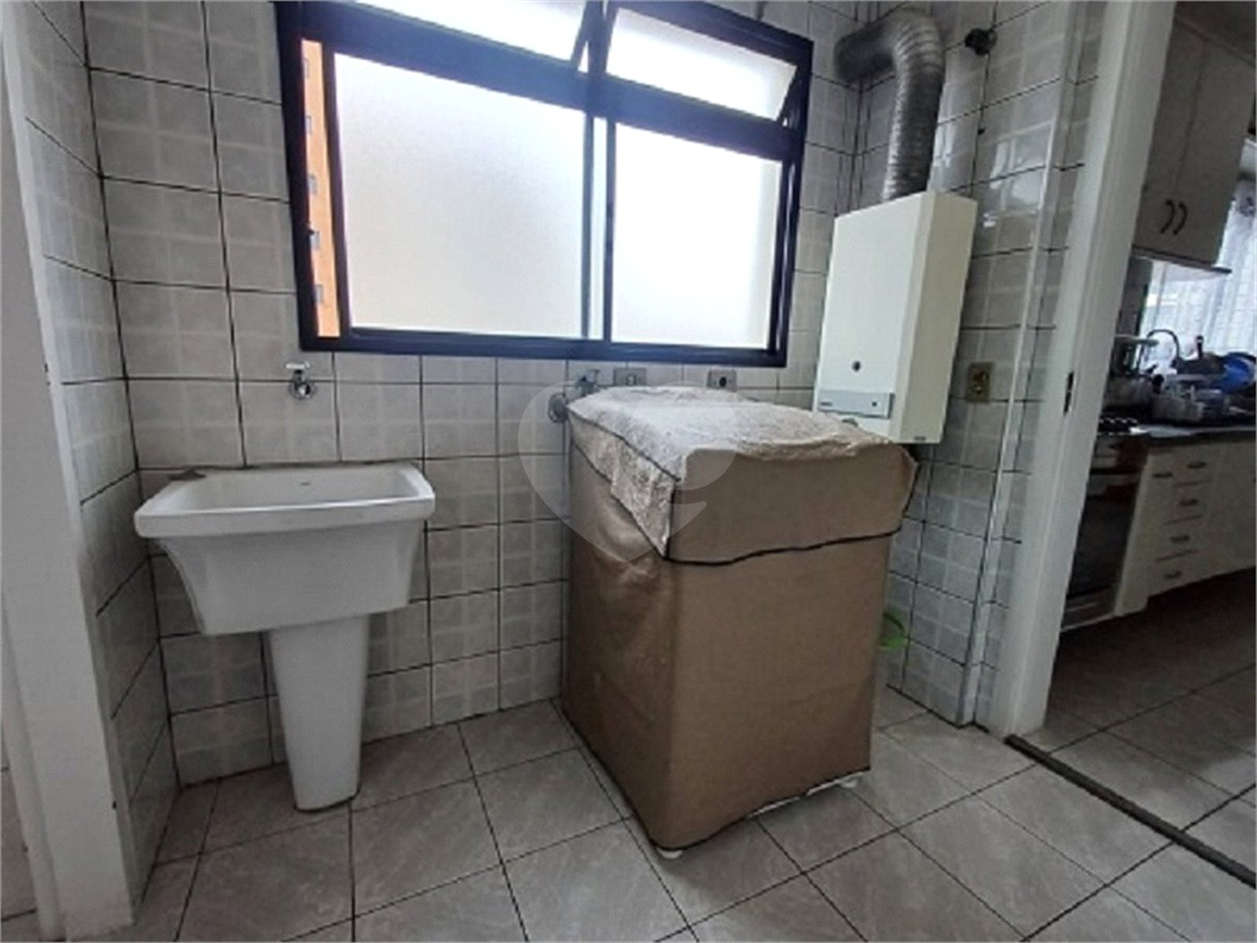 Apartamento à venda com 3 quartos, sendo 1 suíte, em Vila Monumento, São Paulo, SP