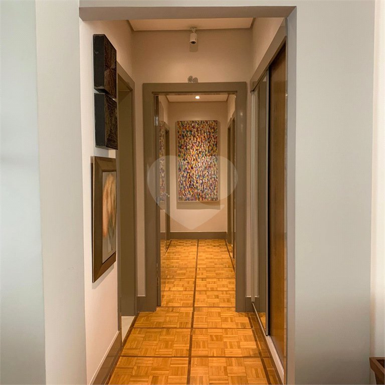 Apartamento à venda com 3 quartos, sendo 2 suítes, em Higienópolis, São Paulo, SP
