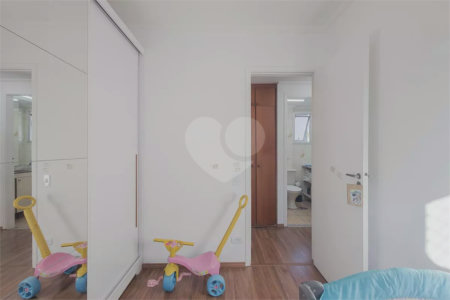 Apartamento à venda com 3 quartos, sendo 1 suíte, em Perdizes, São Paulo, SP