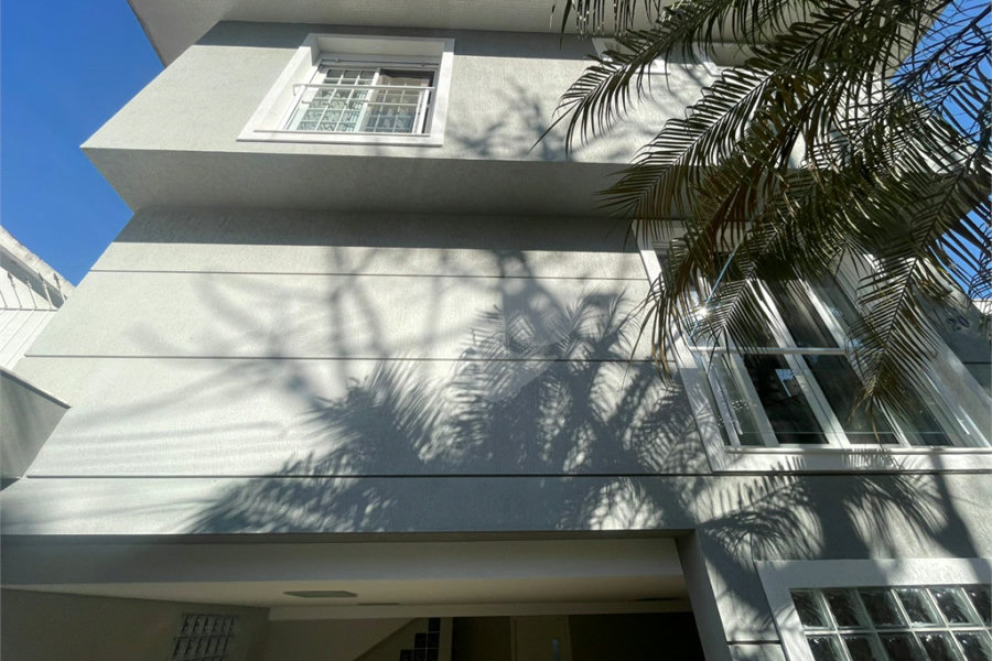 Casa à venda com 4 suítes no condomínio Fechado, São Paulo - SP