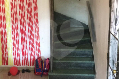 Sobrado à venda com 3 quartos em Vila Medeiros, São Paulo, SP