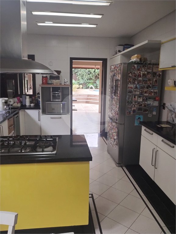 Casa à venda com 5 quartos, sendo 4 suítes, no condomínio Santa Teresa, Jundiaí - SP