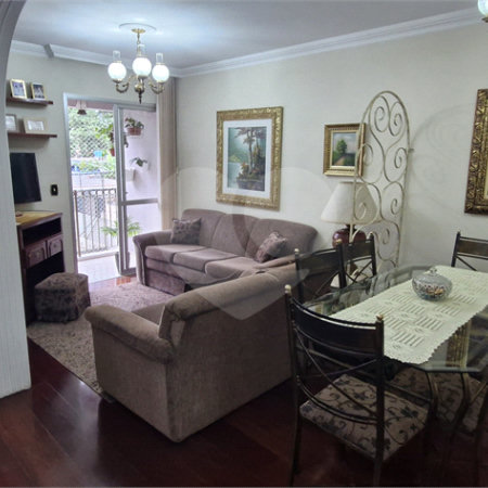 Apartamento à venda com 3 quartos, sendo 1 suíte, em Vila Mangalot, São Paulo, SP