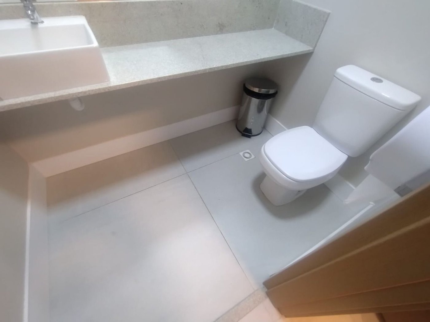 Apartamento Residencial à venda, Gonzaga, Santos - AP1742.