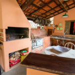 Chácara à venda com 4 quartos, sendo 2 suítes, em Vila Santa Rita, São Roque, SP