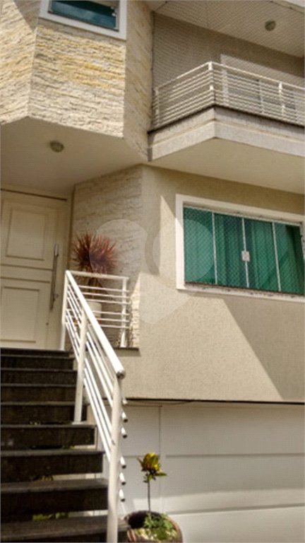 Sobrado à venda com 3 quartos, sendo 1 suíte, em Vila Antonina, São Paulo, SP