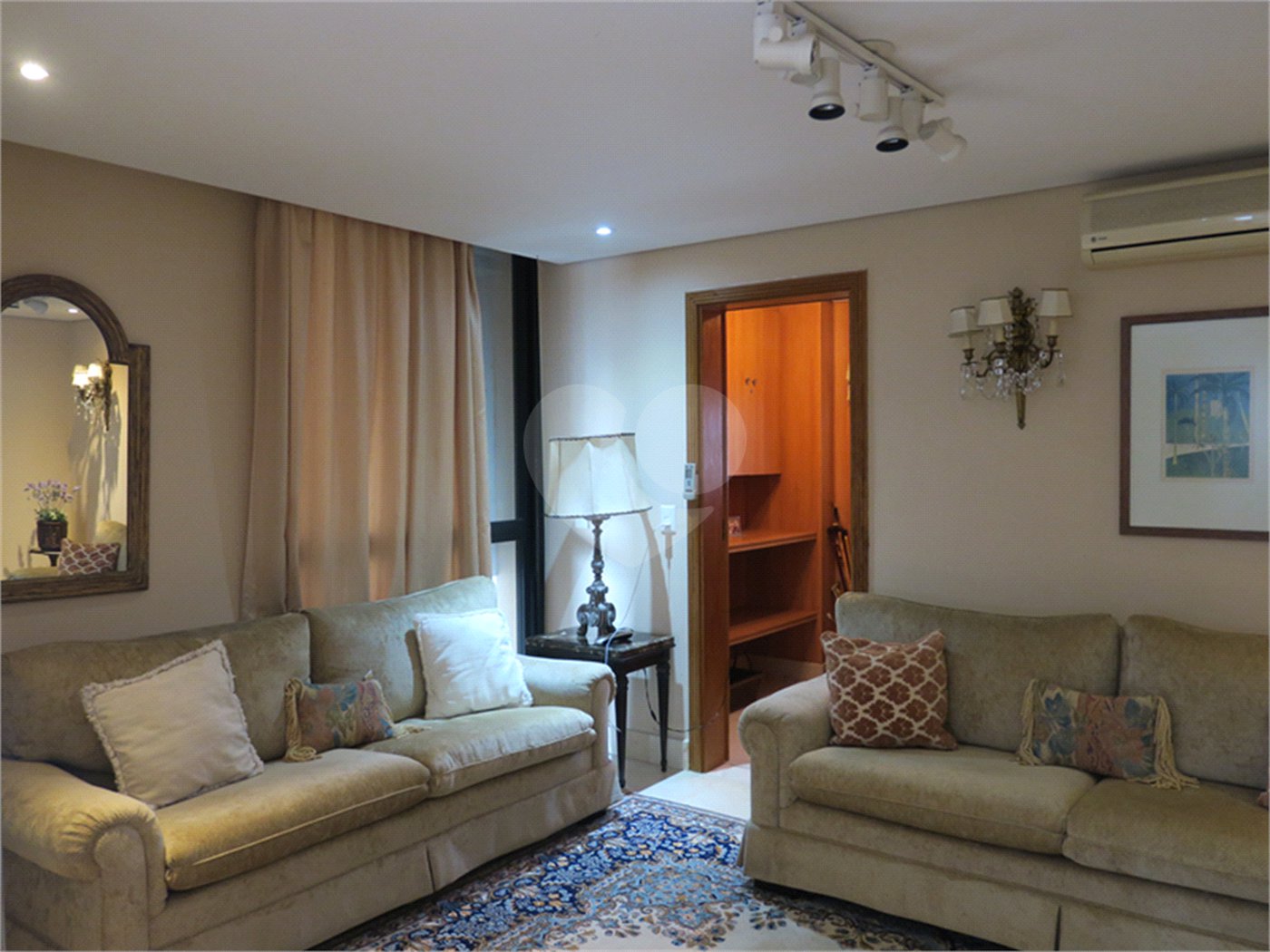 Apartamento à venda com 3 suítes em Vila Suzana, São Paulo, SP