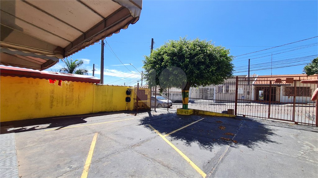 Casa à venda com 5 quartos em Ivoturucaia, Jundiaí, SP