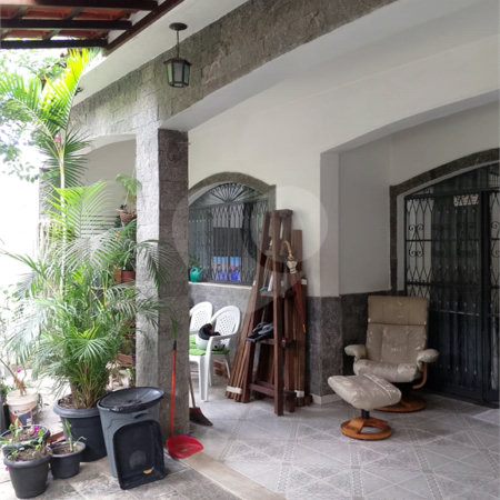 Casa à venda com 3 quartos, sendo 1 suíte, em Campo Grande, Rio de Janeiro, RJ
