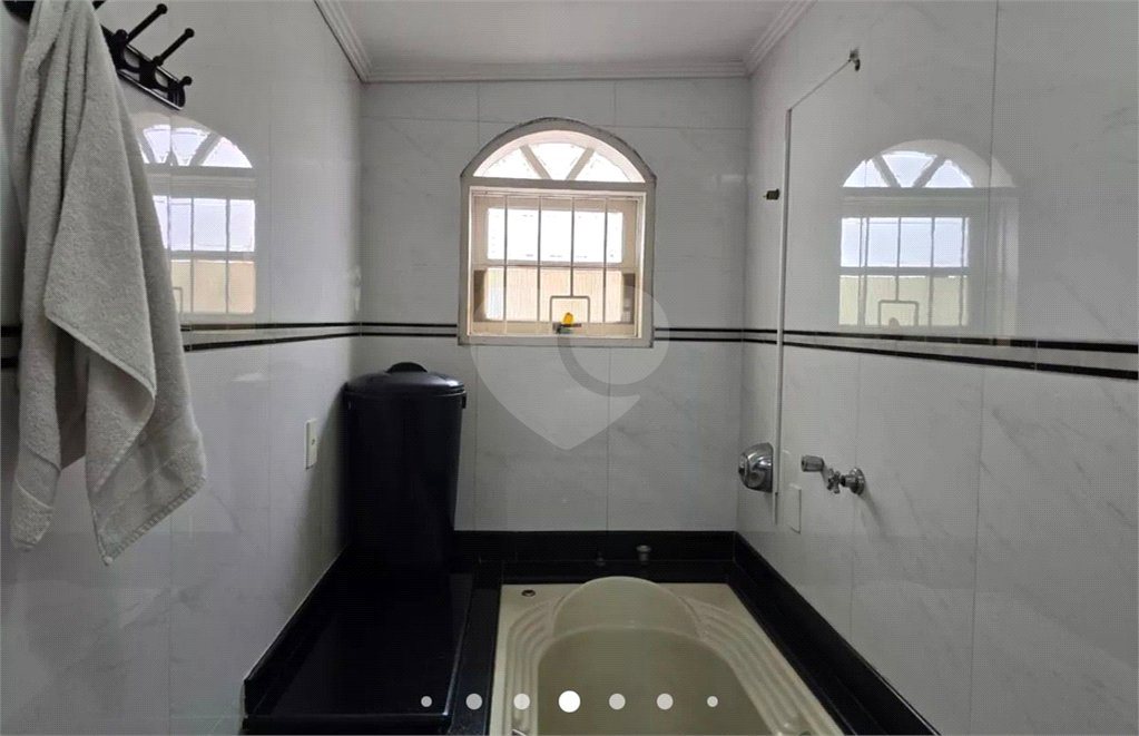 Casa à venda com 4 quartos, sendo 3 suítes,  em Vila Rosália, Guarulhos, SP