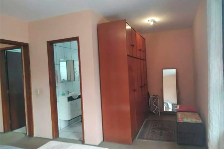 Sobrado à venda com 3 quartos, sendo 1 suíte, em Jardim Ester, São Paulo, SP