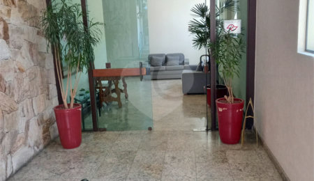 Apartamento à venda com 3 quartos, sendo 1 suíte, em Santo Amaro, São Paulo, SP