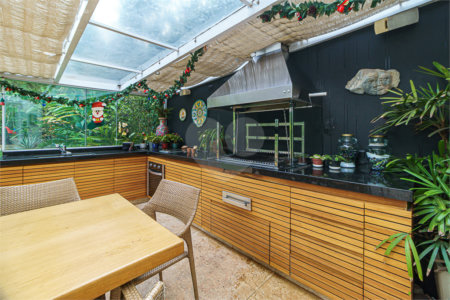 Casa à venda com 5 suítes em Jardim Morumbi, São Paulo, SP