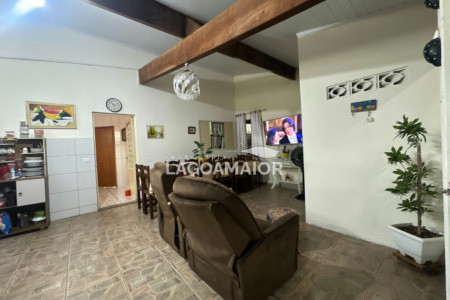 Casa à venda com 3 quartos, sendo 1 suíte,  em Jardim Brasília, Três Lagoas, MS