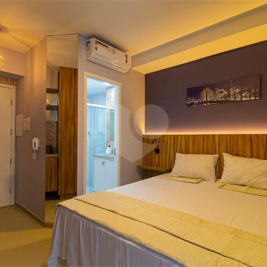Apartamento á venda com 22m² - Centro.