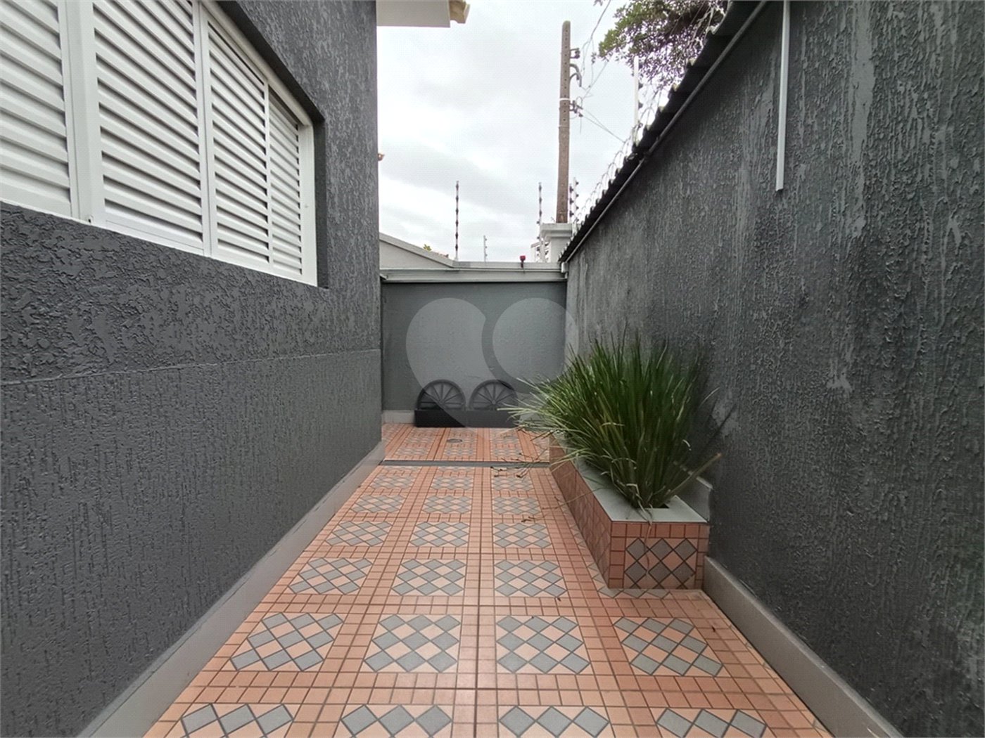 Casa à venda com 3 quartos, sendo 1 suíte,  em Jardim Santa Rosália, Sorocaba, SP