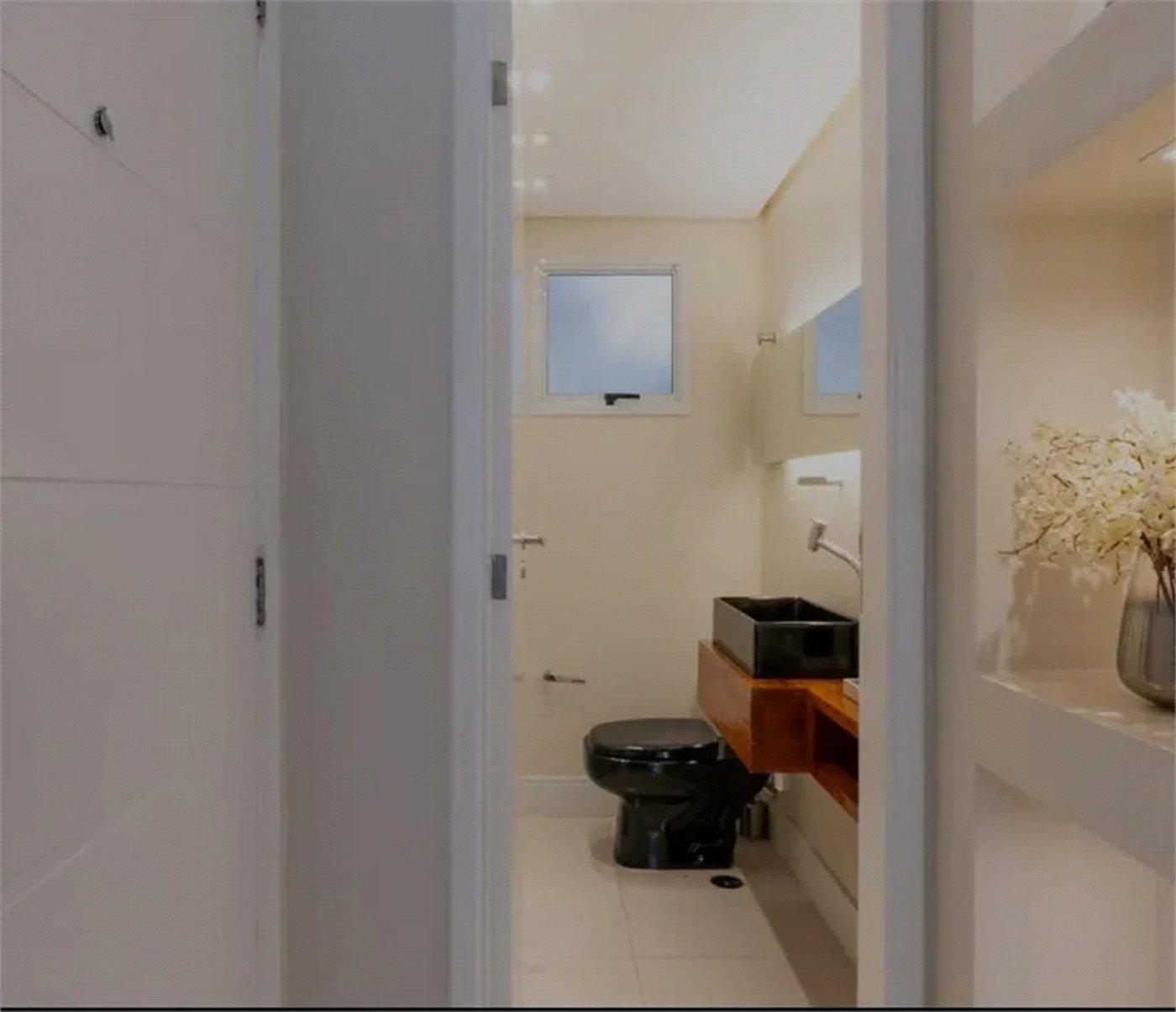 Apartamento à venda com 2 suítes em Vila Gertrudes, São Paulo, SP