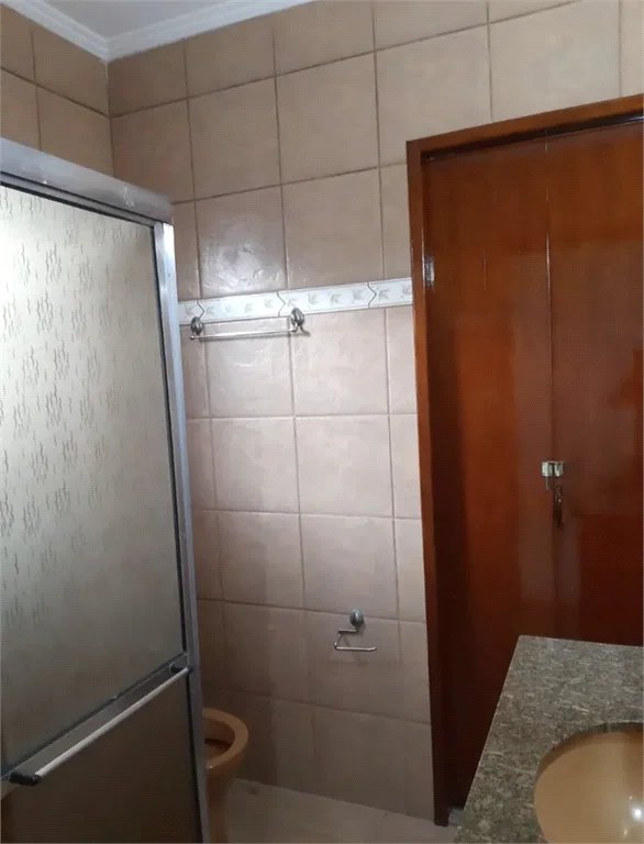 Sobrado à venda com 2 quartos em Km 18, Osasco, SP