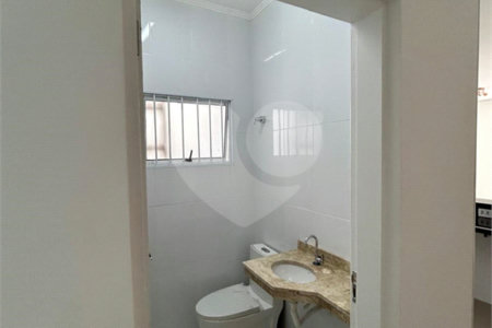 Casa para alugar com 2 quartos, sendo 1 suíte, em Cidade Nova Arujá, Arujá, SP