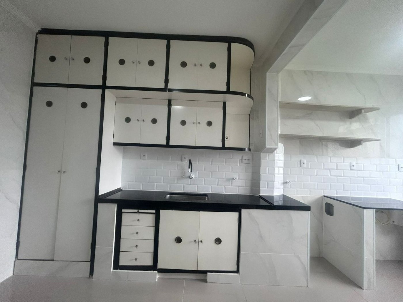 Casa com 2 dormitórios para alugar, 120 m² por R$ 5.000,00/mês - Encruzilhada - Santos/SP