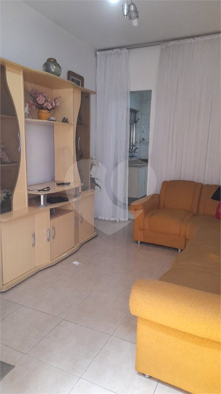 Casa de Vila à venda com 3 quartos, sendo 1 suíte, em Pari, São Paulo, SP