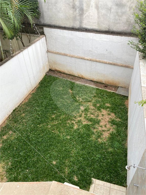 Sobrado à venda com 3 quartos, sendo 1 suíte, em Vila Lageado, São Paulo, SP