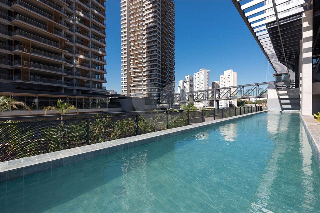 Apartamento à venda com 3 suítes em Jardim das Acácias, São Paulo, SP
