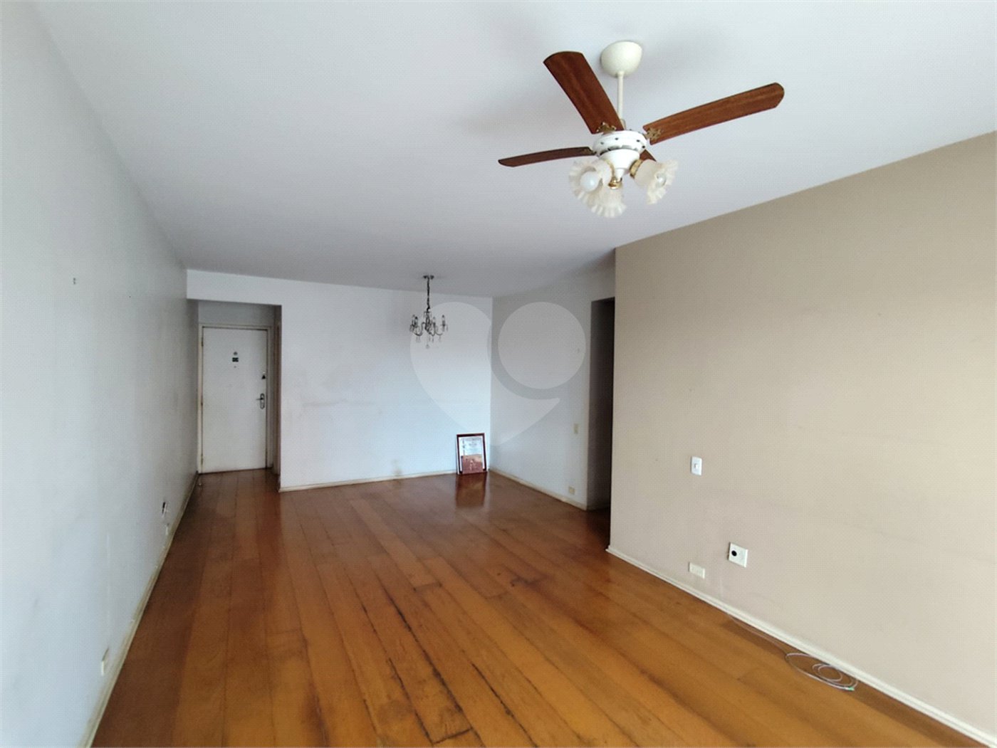 Apartamento à venda com 3 quartos, sendo 1 suíte, no Centro, Sorocaba, SP