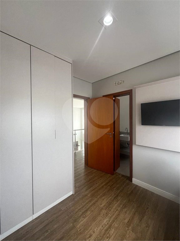 Casa à venda com 3 suítes no condomínio Residencial Terra Nobre, Indaiatuba - SP
