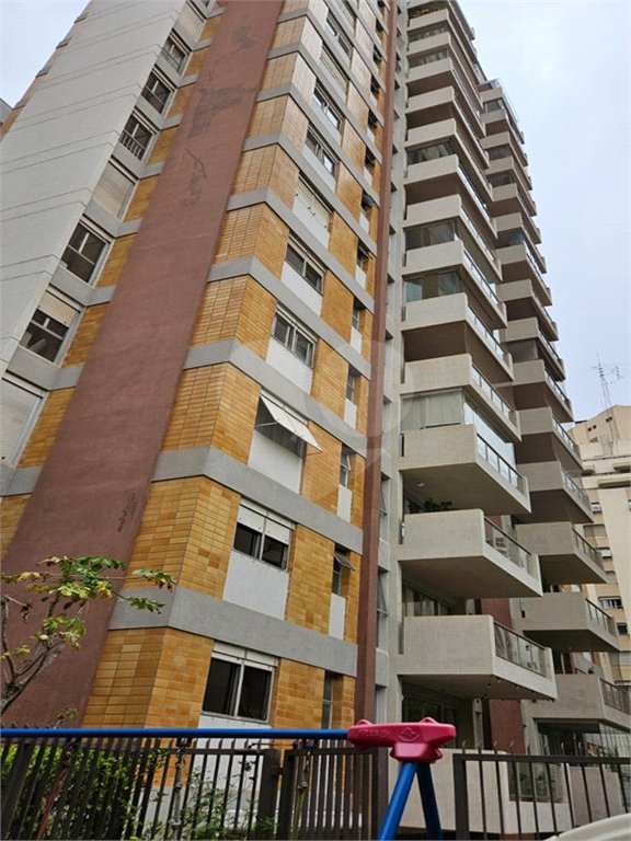 Apartamento à venda com 3 quartos, sendo 1 suíte, em Perdizes, São Paulo, SP