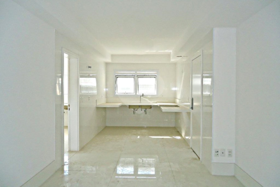 Apartamento à venda com 4 suítes em Santana, São Paulo, SP