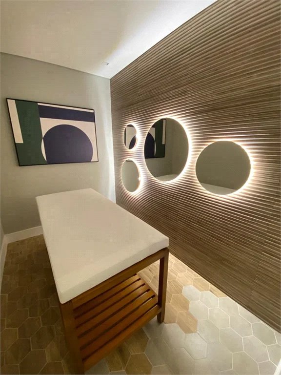 Apartamento à venda com 2 suítes em Lapa, São Paulo, SP
