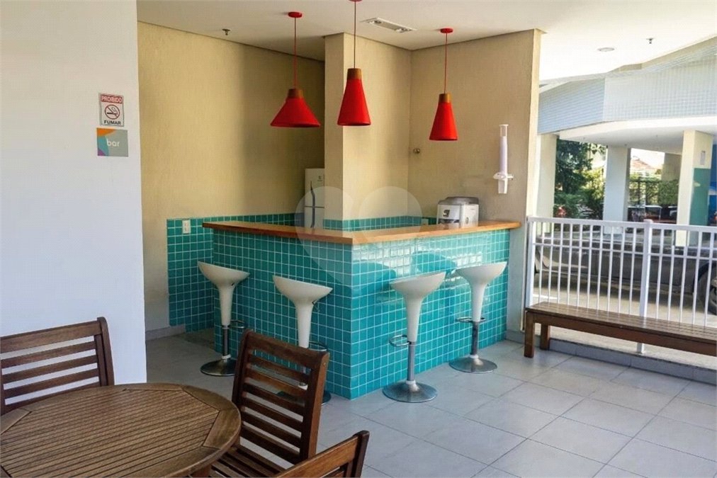 Apartamento à venda com 2 quartos, sendo 1 suíte, em Praça da Bandeira, Rio de Janeiro, RJ