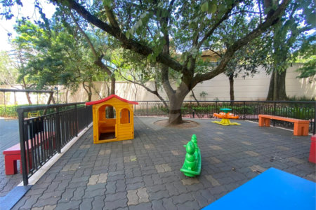 Apartamento à venda com 3 suítes em Jardim Marajoara, São Paulo, SP