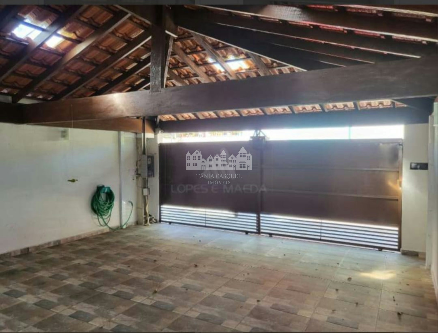 Sobrado à Venda com piscina e próximo à FAAT – Atibaia/SP