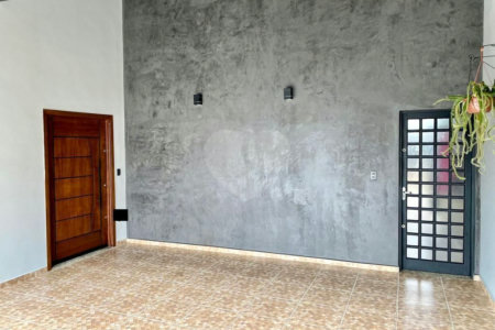 Casa à venda com 3 quartos, sendo 1 suíte, em Vila Miranda, Sumaré, SP