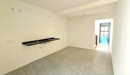 Casa à venda com 3 quartos, sendo 1 suíte,  em Cidade dos Bandeirantes, São Paulo, SP